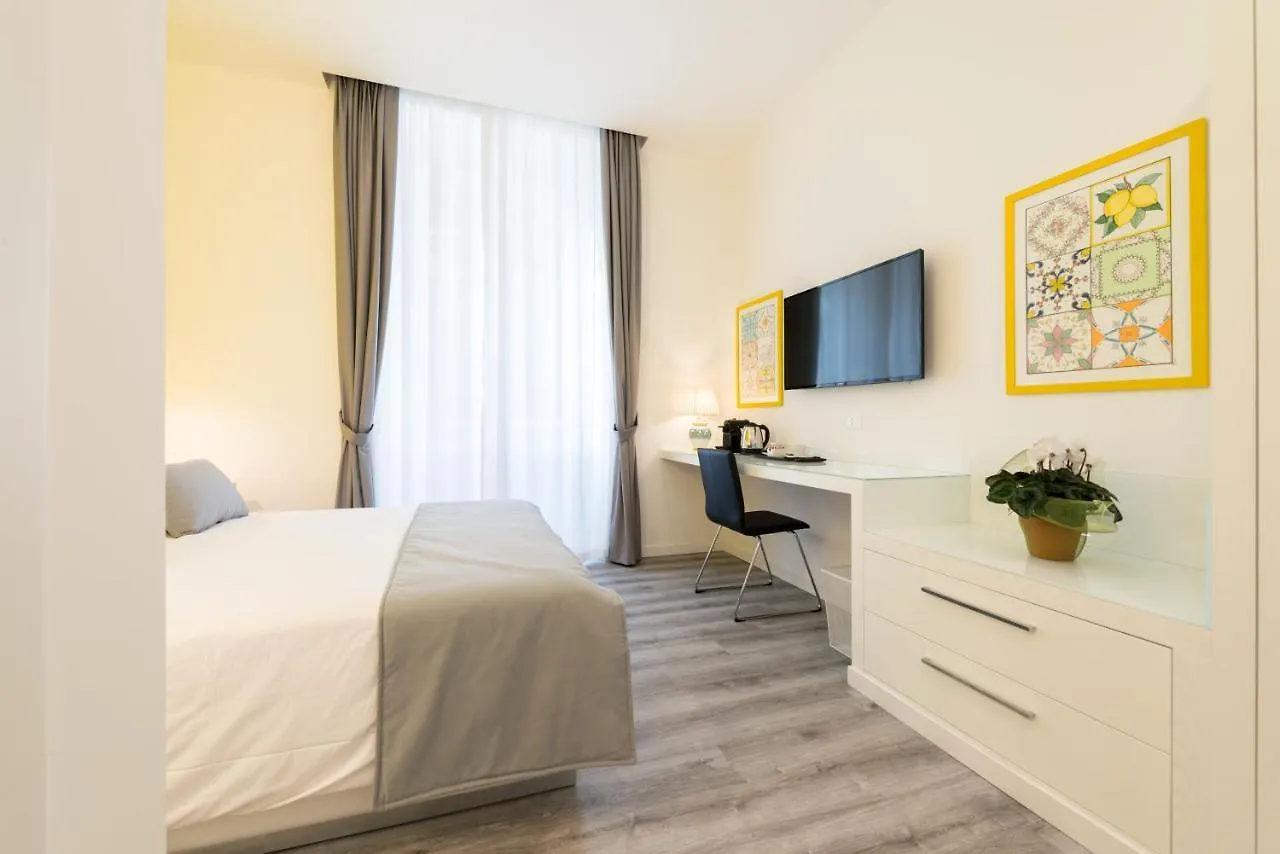 Napoliving Hotel Guest house Naples