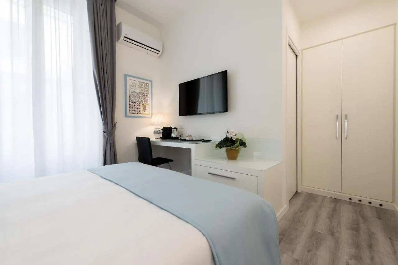 Hotel Napoliving Penzion
