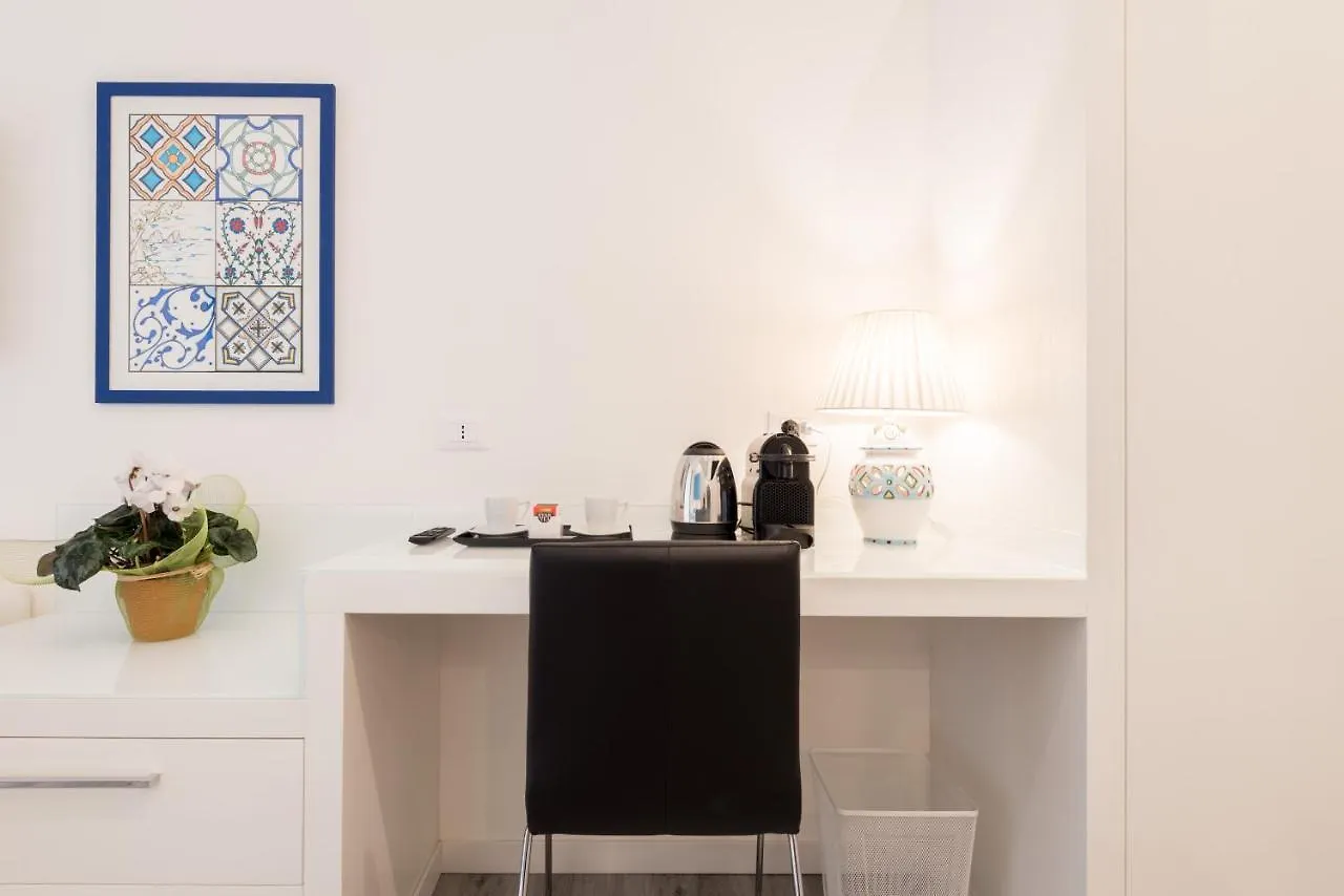 Hotel Napoliving Neapol