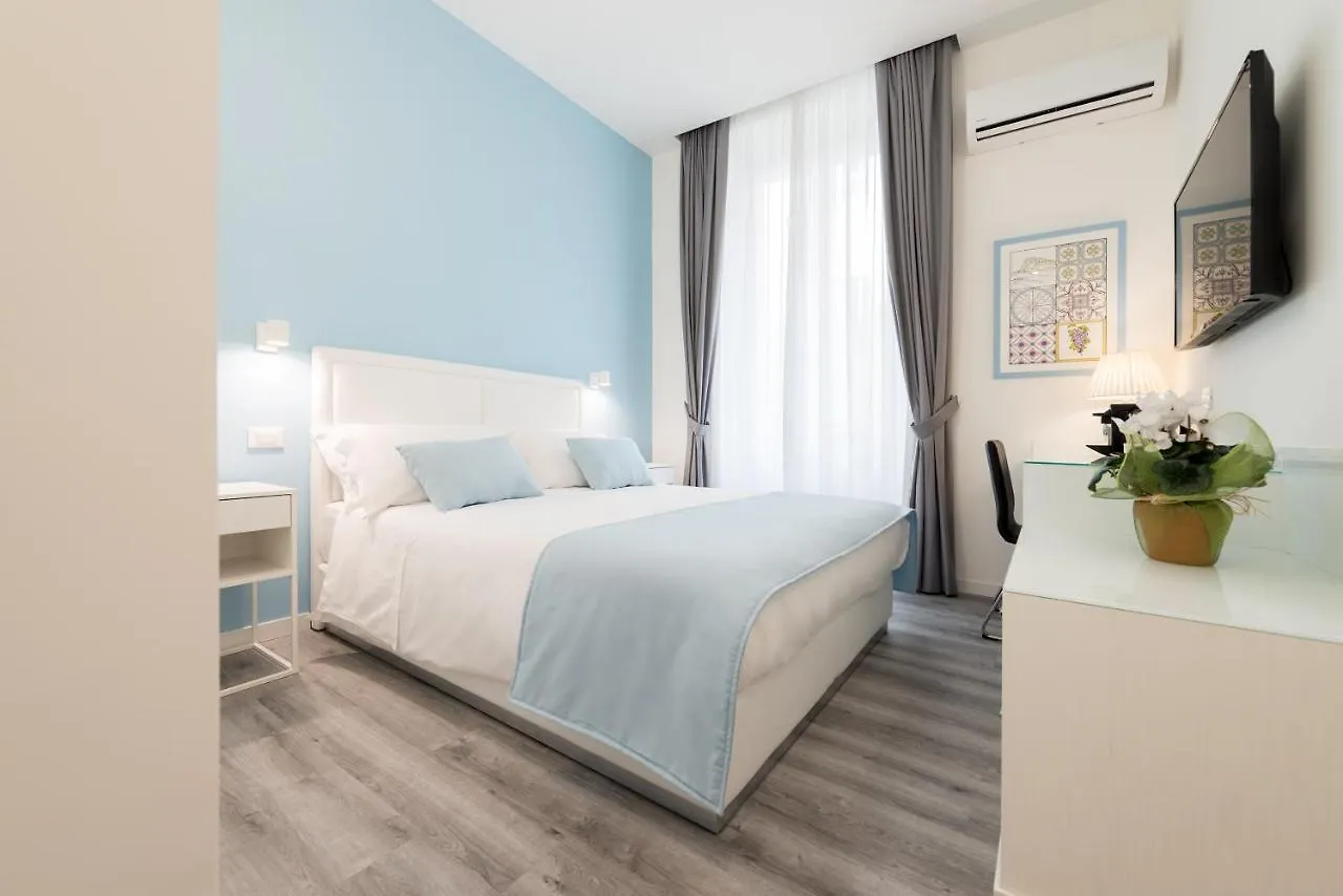 Hotel Napoliving Pensjonat Neapol